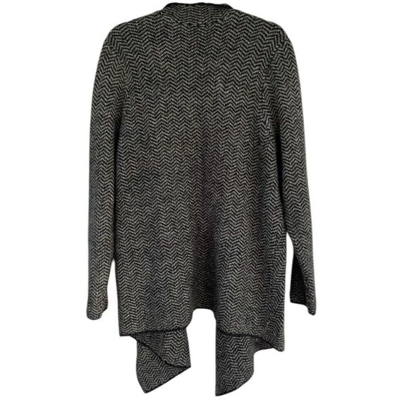 ✨Torrid Chevron Pattern Draped Sz 4X Cardigan✨ - Picture 6 of 9